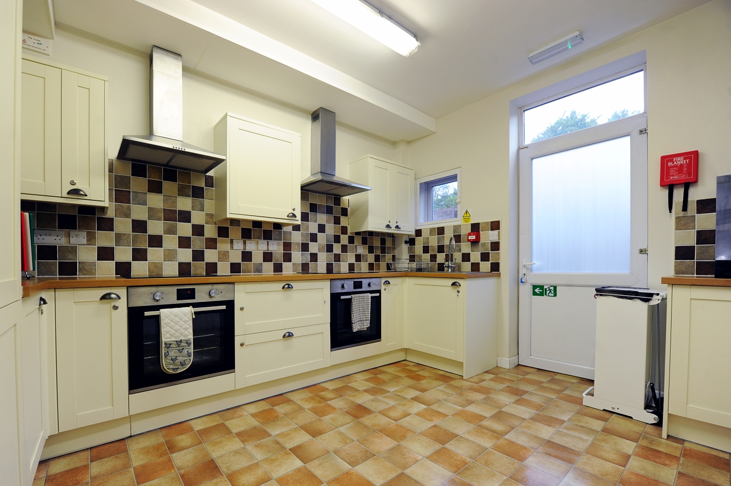 Field House kitchen area